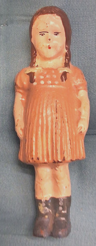 Kleine bemalte figur aus masse - kleine,