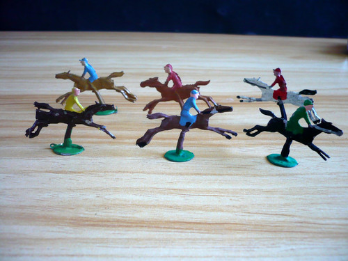 Spielfiguren für - 6,