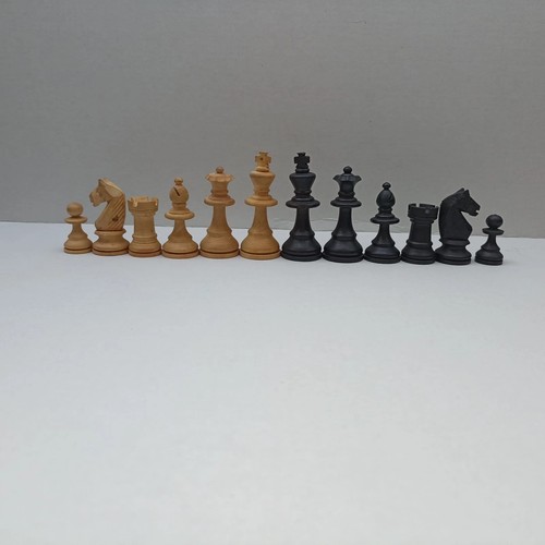 Altes holzschachspiel - holzschachspiel, im