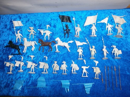 Konvolut merten kunststoff - 25,